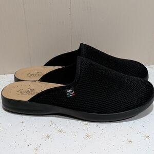 Fly Flot Mens Black Slipper US Size 11 Euro Size 44